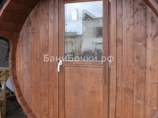 деревянная дверь-стеклопакет в бане